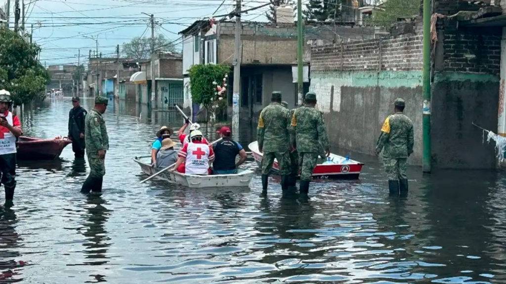 El presidente municipal de Chalco, José Miguel Gutiérrez, solicita la activación del estado de emergencia tras 19 días de inundaciones.