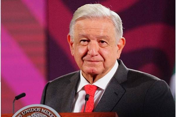 AMLO: Problema estructural de un drenaje con dimensiones muy limitadas y taponamiento por acumulación de basura en Chalco. Todo el apoyo