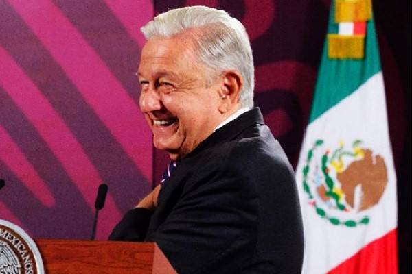 Marcos compara a López Obrador con Díaz Ordaz. "Es que cada quien tiene que asumir su responsabilidad y hacerse cargo de sus palabras y sus dichos”: AMLO