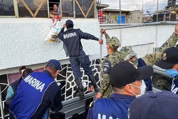 Hundimientos, basura y lluvia provocaron la inundación en Chalco. Gobernadora Delfina dispone campaña de limpieza en todos los municipios