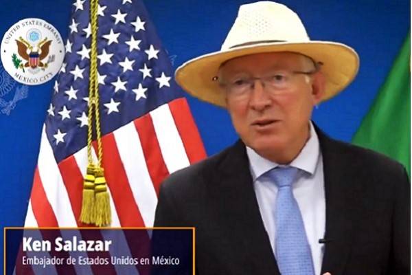 Ken Salazar dijo que reforma de AMLO al Poder Judicial representa una oportunidad de hacer cosas buenas. Corrupción en justicia tiene que terminar