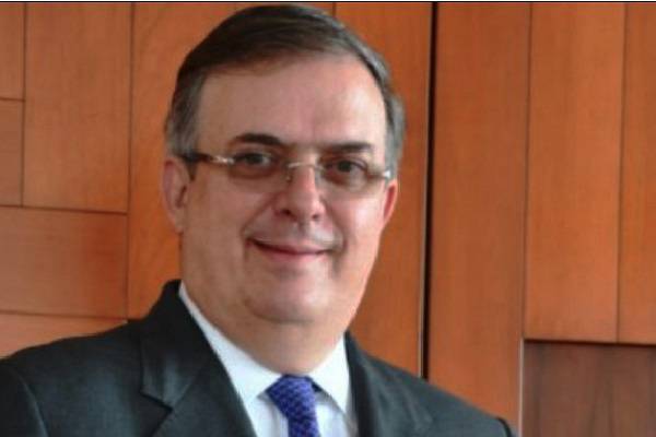 Tranquilidad en revisión del Tratado MEC. Reforzar creciente intercambio con EE.UU. Microsoft invertirá en México mil 300 millones de dólares: Ebrard