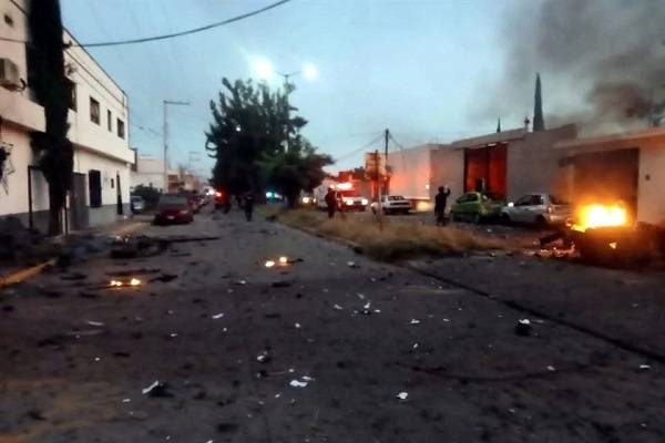 Un primer coche bomba estalló en Acámbaro, y un segundo en Jerécuaro. Daños materiales, tres personas heridas, una de ellas de gravedad en Guanajuato