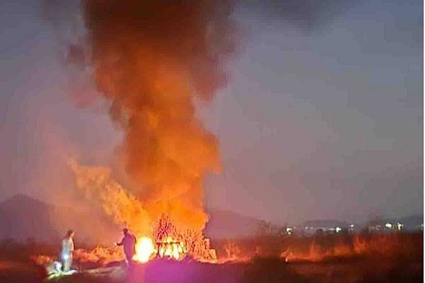 En Hidalgo ayer se incendió una casa que era utilizada presuntamente como almacén de huachicol en Progreso. En Ajacuba solo daños materiales