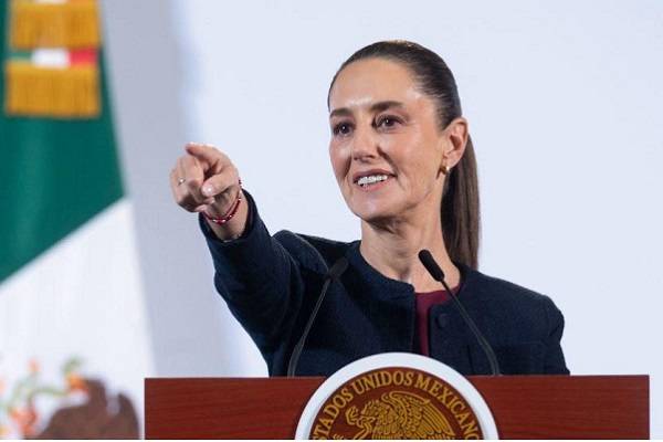 Aranceles a petróleo sin efecto en México, producción es para consumo interno. Con boom petrolero neoliberales no construyeron ni media barda: Sheinbaum