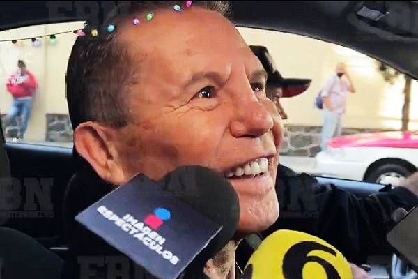 Julio César Chávez, leyenda del box nació en Cd. Obregón, Sonora; su carrera la hizo en Sinaloa. Clama a cárteles, con todo respeto, parar las masacres