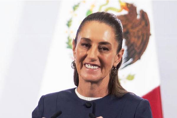 Salario magisterial con Fox 4 mil 582 pesos, Calderón, 6 mil 709; EPN, 9 mil 580; AMLO, 17 mil 635. Con Sheinbaum alcanza los 18 mil 965 pesos mensuales