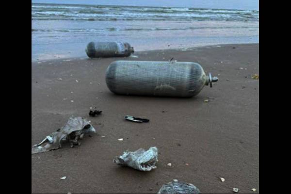 Denuncia por millones de partículas de plástico, aluminio y 12 tanque propulsores de cohete Starship en Matamoros. Hogar de la tortuga lora