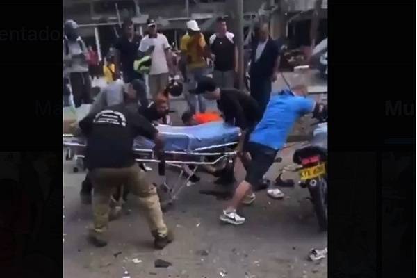 Colombia: Reportan atentado en inmediaciones de la base aérea Marco Fidel Suárez en Cali. Saldo preliminar de 42 personas heridas y 2 muertes