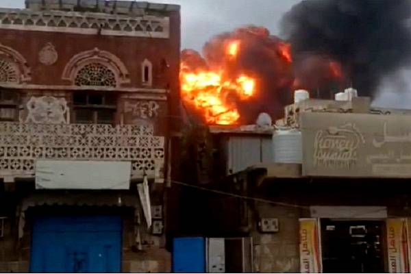 Yemen: Bombardeos a la capital Saná y en Al Jawf. Tel Aviv asegura que los objetivos eran militares y Yemen dice que se atacó a civiles