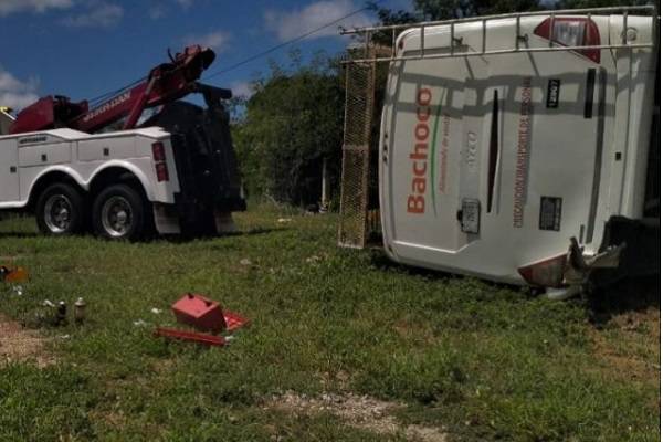 25 lesionados en nuevo accidente en la carretera Mérida- Campeche donde el sábado pasado lamentablemente perdieron la vida 16 personas