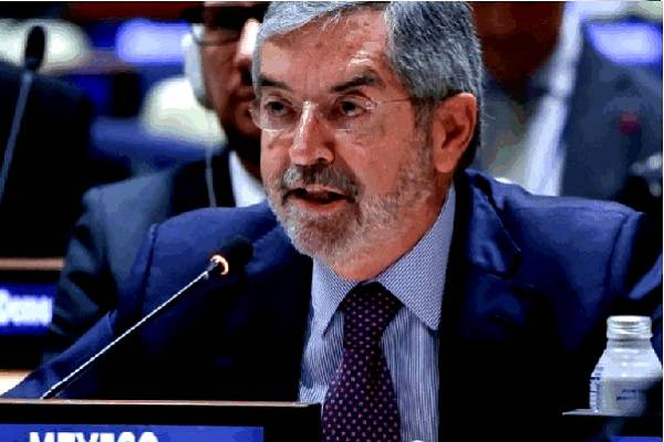 En materia de migración, el canciller reiteró que México dará toda la protección a las y los migrantes mexicanos