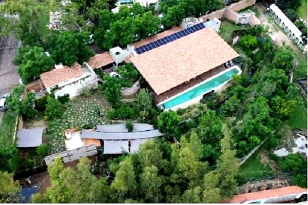 León, Guanajuato: Alcaldesa con nueva casita de 4 mil m2, con lago artificial para ella, 200 perros de calle y sus burros. Nada que esconder