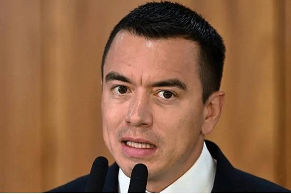 ‘Imposible que fuera accidental’ asegura el presidente ecuatoriano. Noboa recibió obsequios en gira por la provincia de Costera de los Ríos