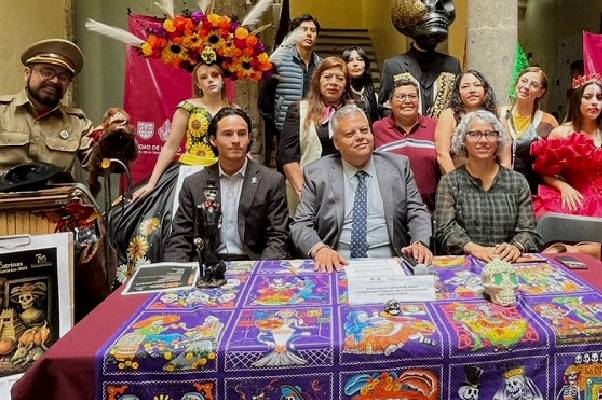 Del 28 de octubre al 3 de noviembre, ofrendas y catrinas a "700 años de la fundación de México-Tenochtitlán" en CDMX