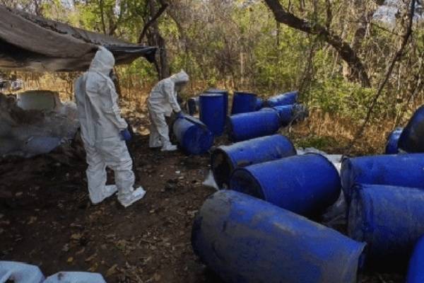 Desmantelan narcolaboratorio con valor de 750 millones en Sinaloa
