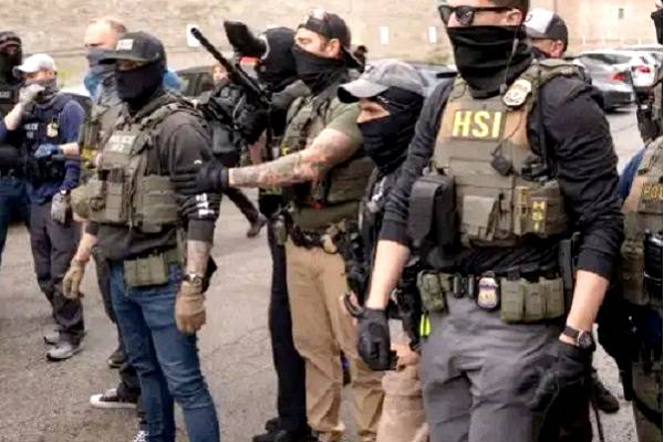 La jueza April Perry consideró que no existe un riesgo de "insurrección" como afirma el gobierno de Donald Trump