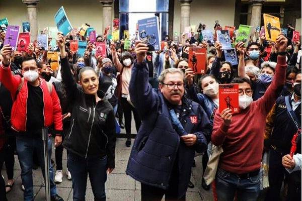 Fondo de Cultura Económica: El Libro al alcance popular. Ya viene lanzamiento de la histórica colección "25 para el 25"