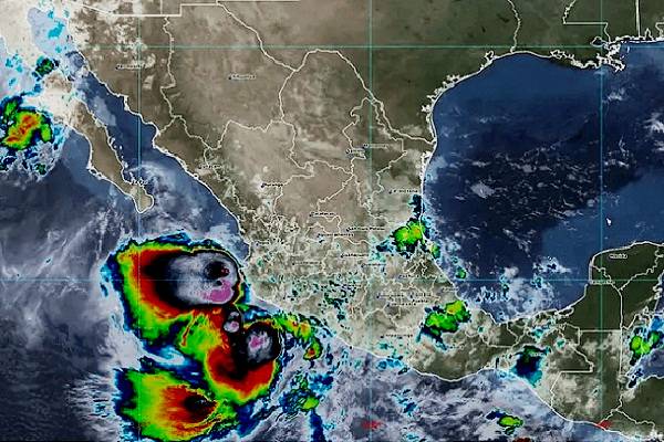 La alerta no ha rebasado los niveles más bajos de alerta. Aún así, se reviene a la población de un posible incremento en su potencia