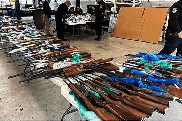 El embajador Ronald Johnson resalta la colaboración binacional. Freno al tráfico ilegal de armas hacia México