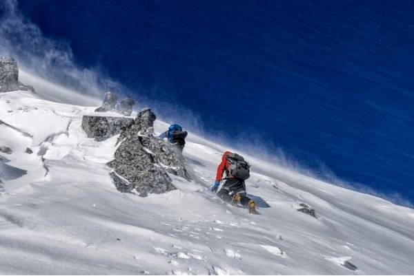 Nepal: Siete alpinistas italianos están desaparecidos. Italia afirma que la comunicación es "extremadamente difícil".