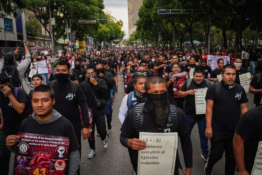 Marcha por los 12 años del Caso Ayotzinapa / Quetzalli Pérez 