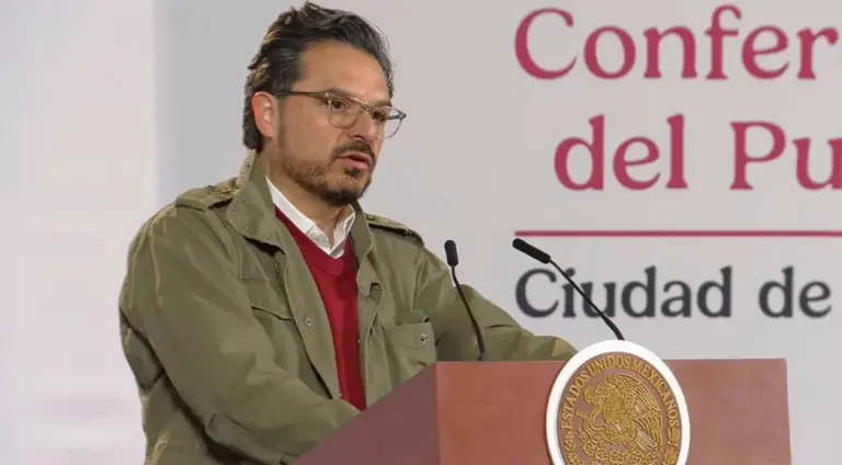 Zoé Robledo, director del IMSS / Vía X